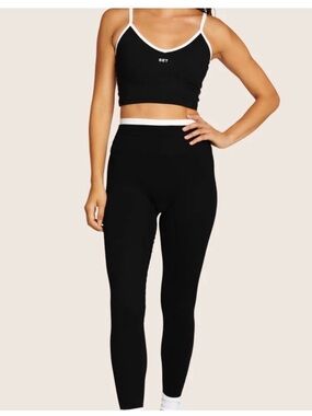 SET ACTIVE Black White Contrast-Trim Crop Tank Bra - FORMCLOUD